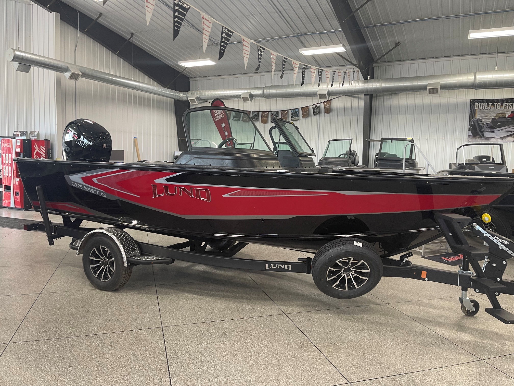 2027 LUND 1875 IMPACT XS BOAT